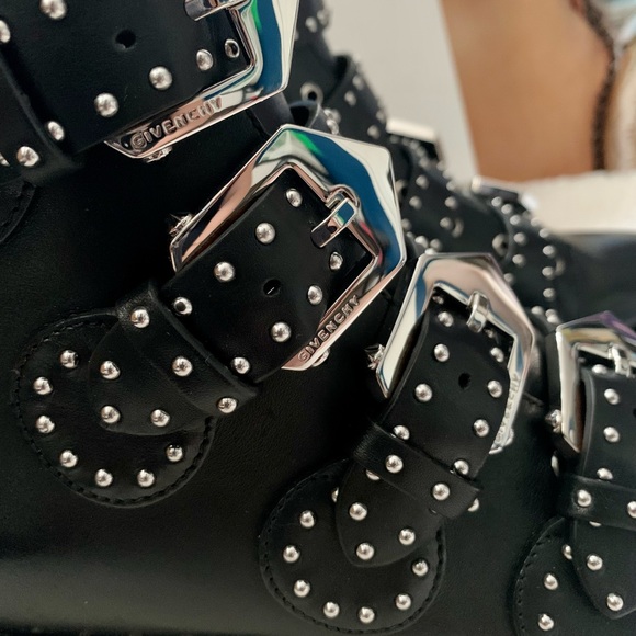 Givenchy Prue Elegant Studded Leather Boot 6 NWT - Picture 4 of 14
